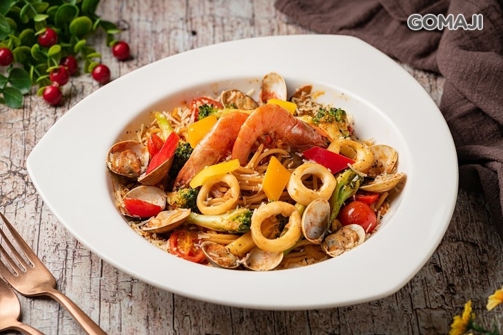 逗館複合式餐廳(生酮 ‧ 無麵粉 ‧ 無蔗糖 ‧ 赤藻糖)