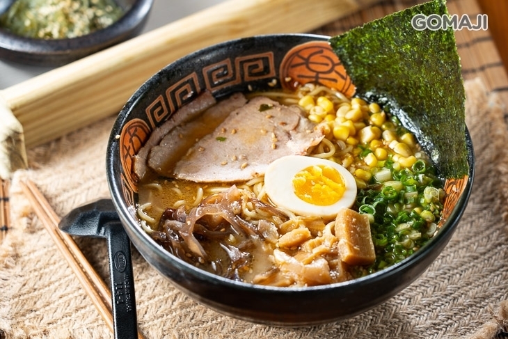 九格拉麵丼飯專賣店