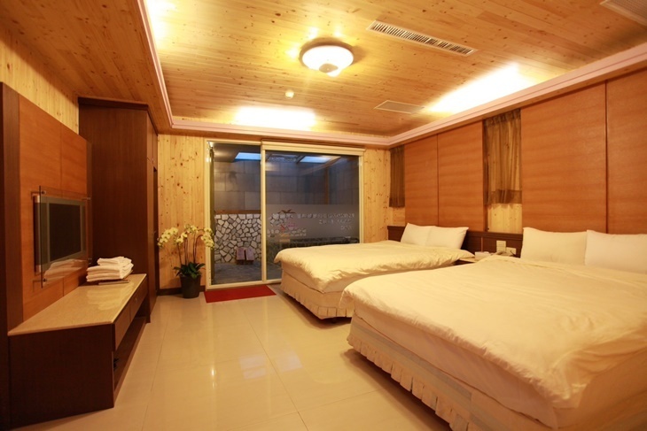 台中-大坑麒麟峰溫泉會館