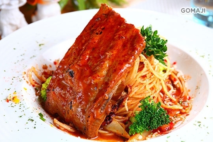 雙門洞義式美食咖啡館