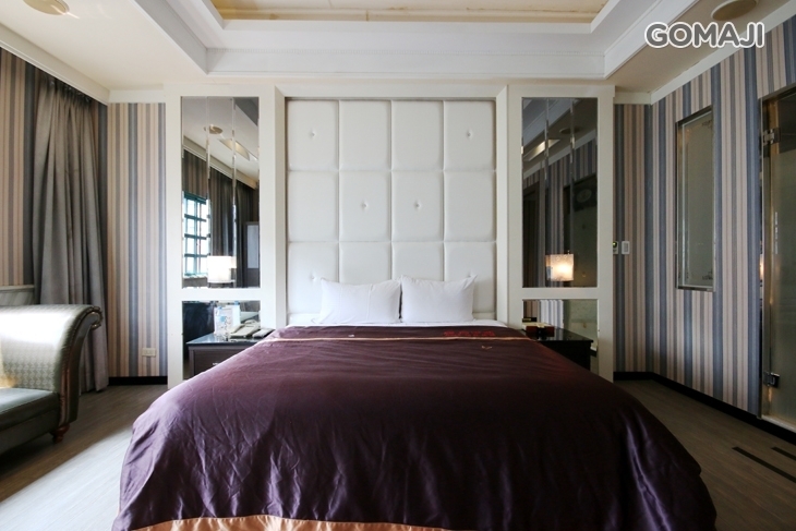 台中-羅馬假期汽車旅館