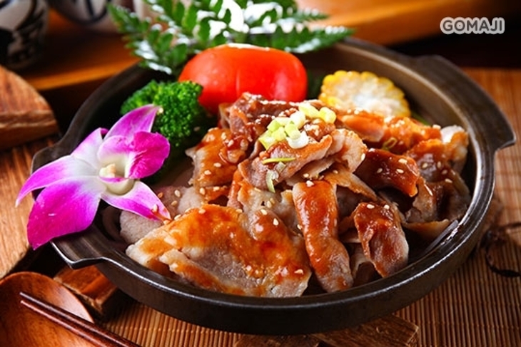 三方六日式食堂