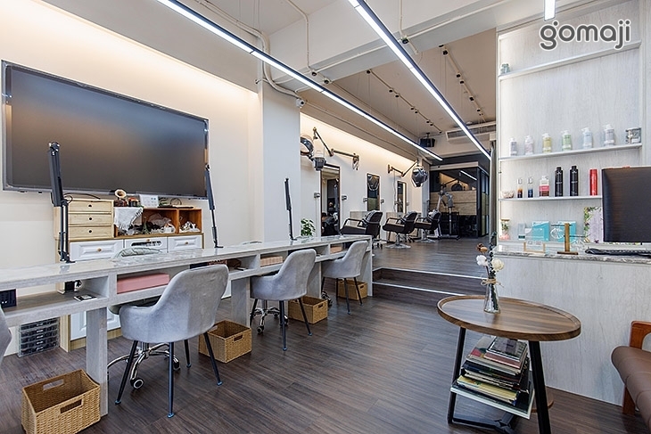 Personal髮型美甲沙龍