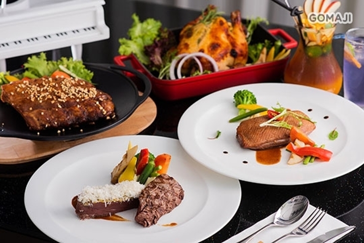 PWF 琴。森林主題餐廳