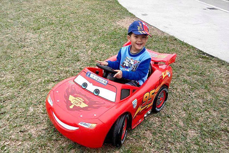 八里兒童超跑出租