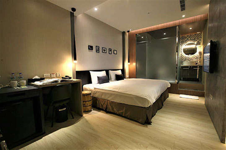 台中火車站-金采G11商旅