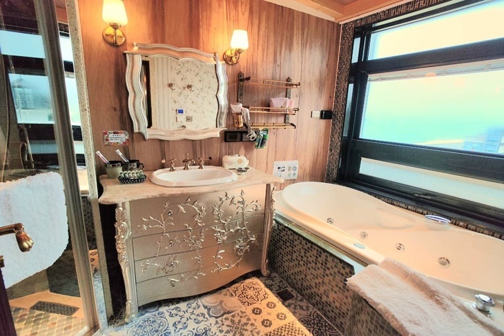 花蓮-水上明月海景渡假旅店