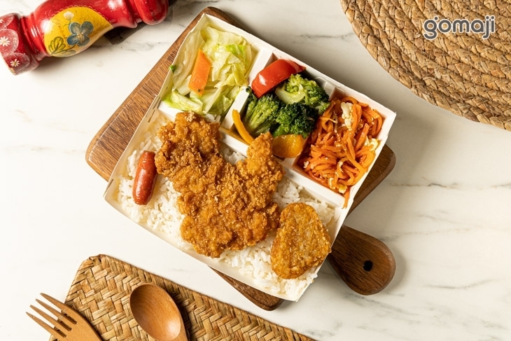 五方市中式便當專賣店