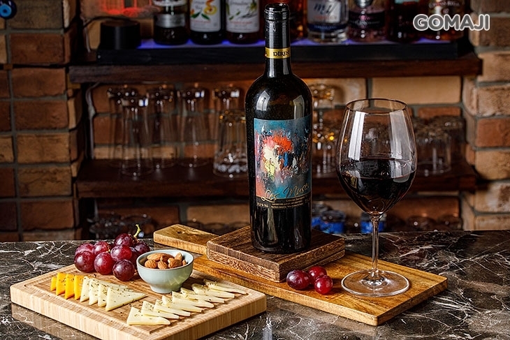 Les Muses Wine House