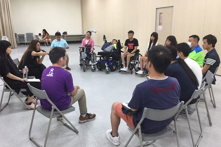 一起夢想-伴隨我走世界的下一步