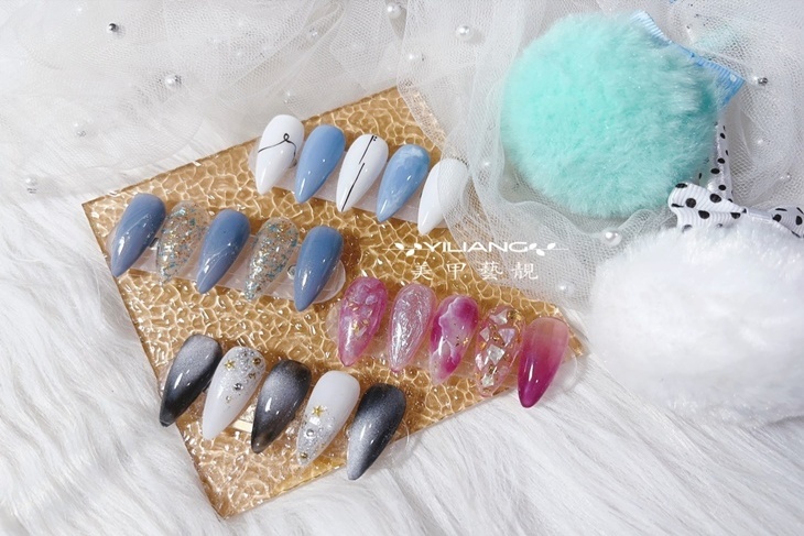 美甲藝靚工作室