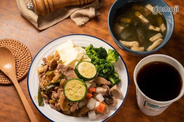 月宮寶盒烤肉飯