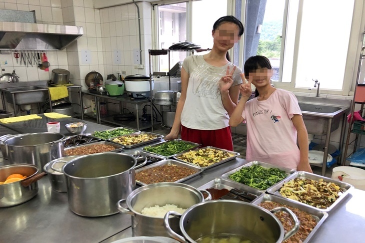 一起夢想－慈懷園中途之家愛心餐點