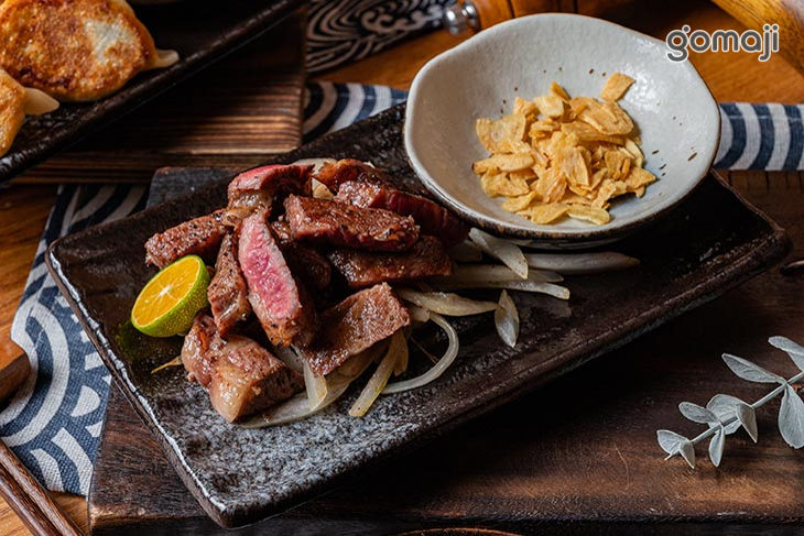 菫月料理 燒鳥串炭火居酒屋