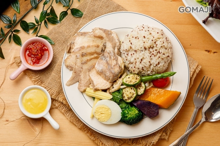 肥仔義起(舒肥餐、義大利麵)