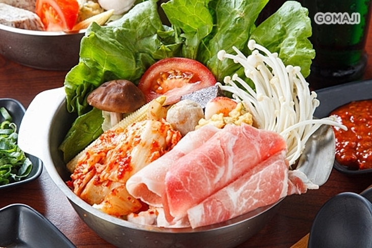 饗食鍋霸