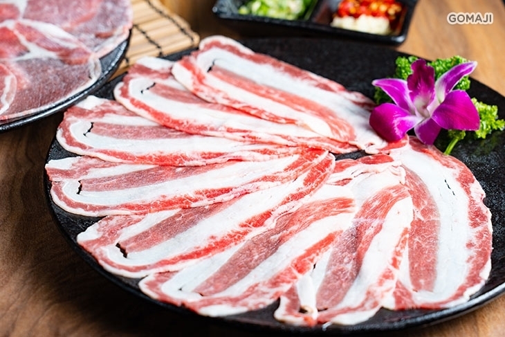 椰林世界椰子雞跨界鍋物餐廳