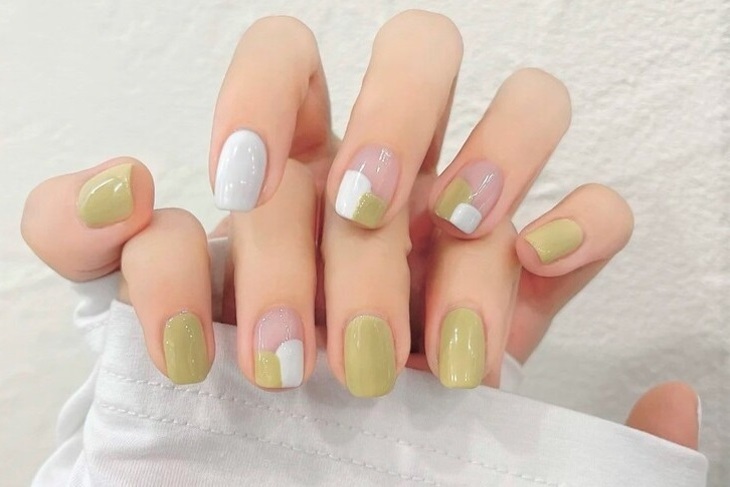 靚晶晶美甲美睫紋繡護膚館