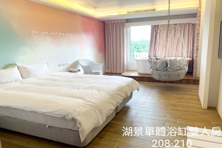 墾丁-戀戀星辰湖畔莊園(星辰館)