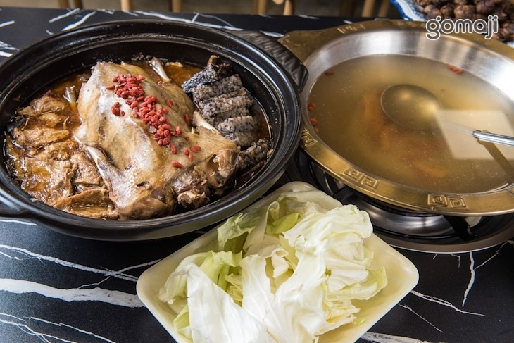 六百番砂鍋鹽焗鴨