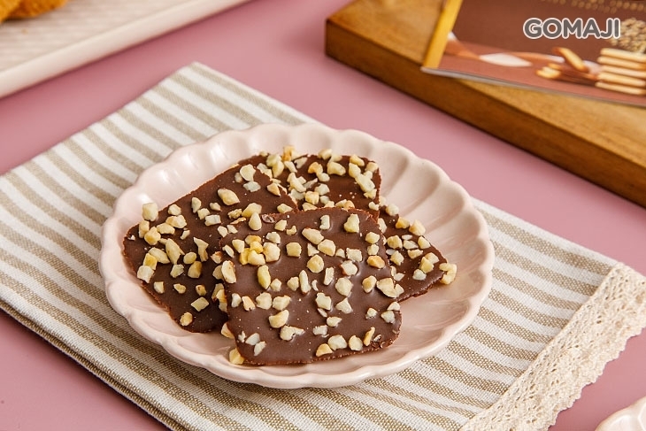 ISABELLE 伊莎貝爾