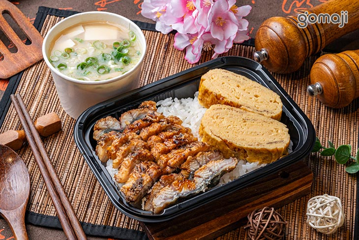 三河中川屋 鰻魚飯專門店(新莊中華店)