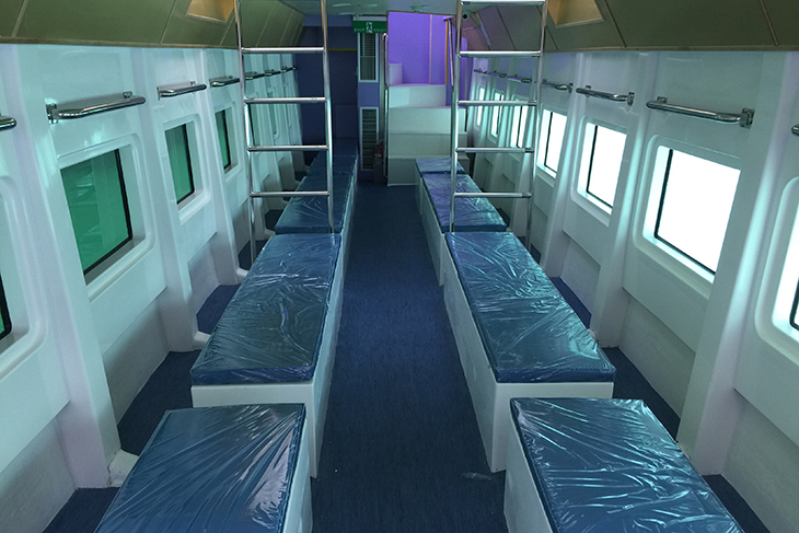 墾丁後壁湖-鉑洋豪華玻璃觀光遊艇