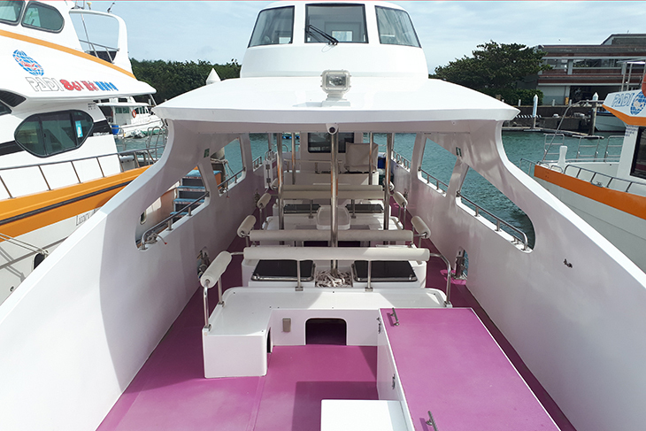 墾丁後壁湖-鉑洋豪華玻璃觀光遊艇