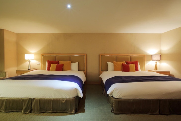 宜蘭羅東-晶樺商務飯店