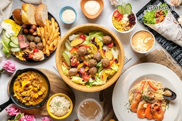 Café De Menippe 媚力泊咖啡(五甲店)