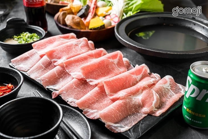 石鍋い火鍋(逢甲店)