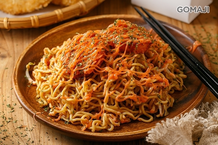 呷胖.炒泡麵.炸物