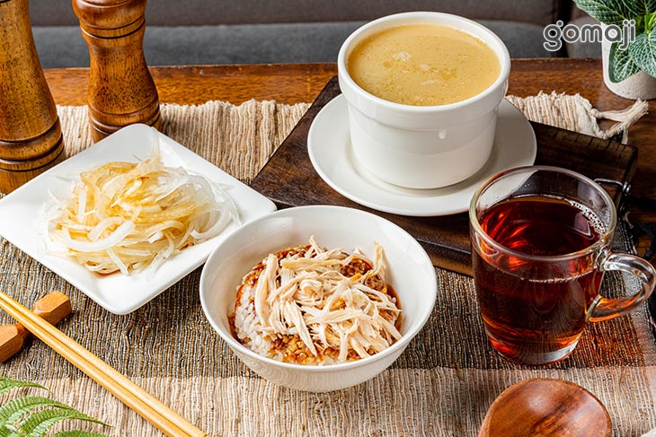 御膳煲養生雞湯館
