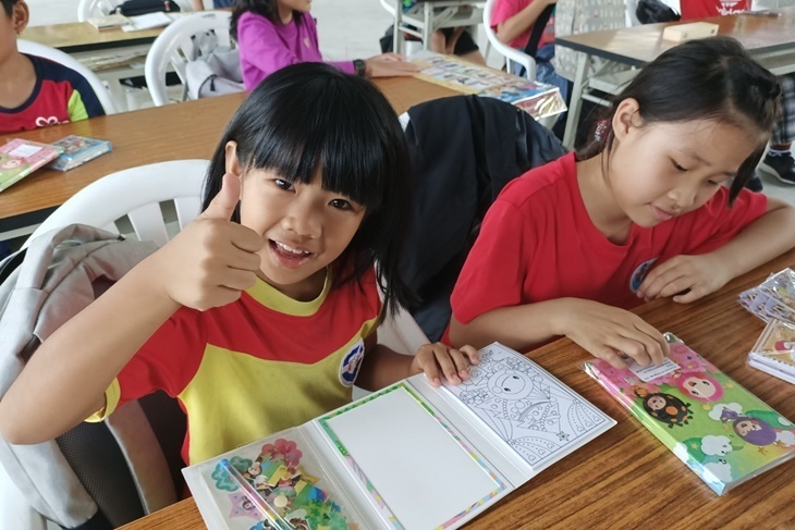 一起夢想－鐵皮屋下的課輔班