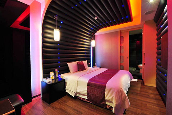 萬里-金湯溫泉會館