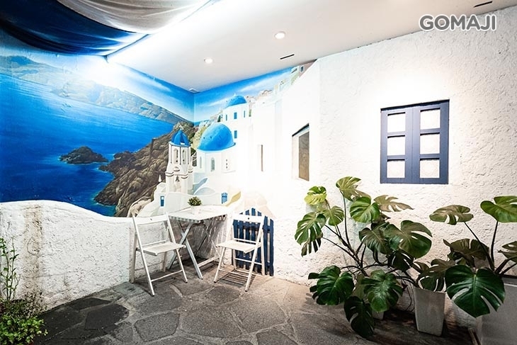 Leone Restaurant & Bar
