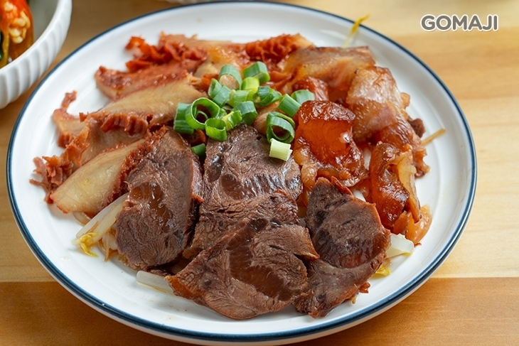 惡大爺麵食館.滷肉飯