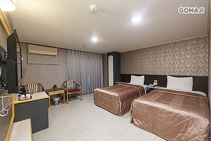 桃園-京典商務旅館