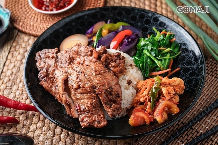 梁珊泊手切肉燥飯