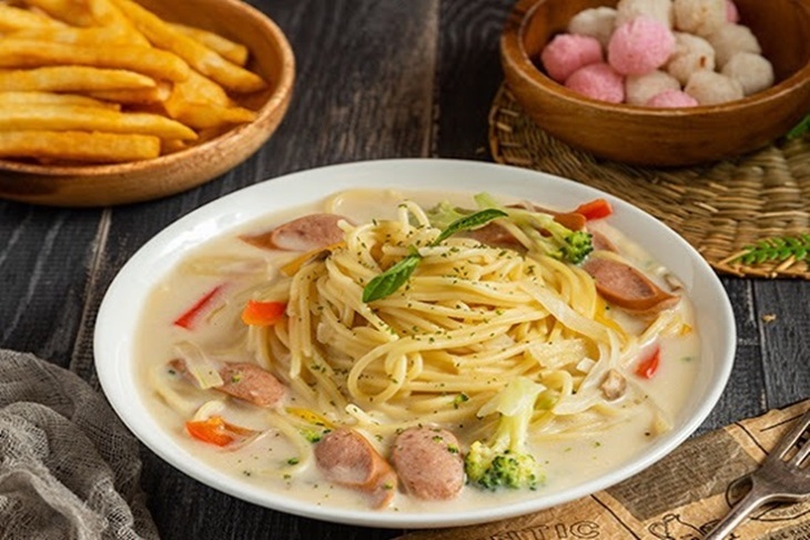 小紅魔義大利麵美式炸雞(春日店)