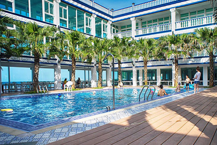 金山萬里-白宮行舘沙灘溫泉渡假村