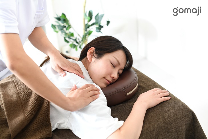 大腳ㄚ足體按摩