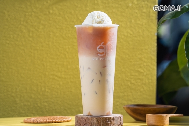 給茶國寶茶搖飲專賣