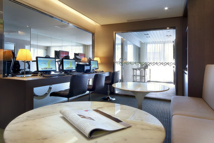 成旅晶贊飯店(台中民權館)