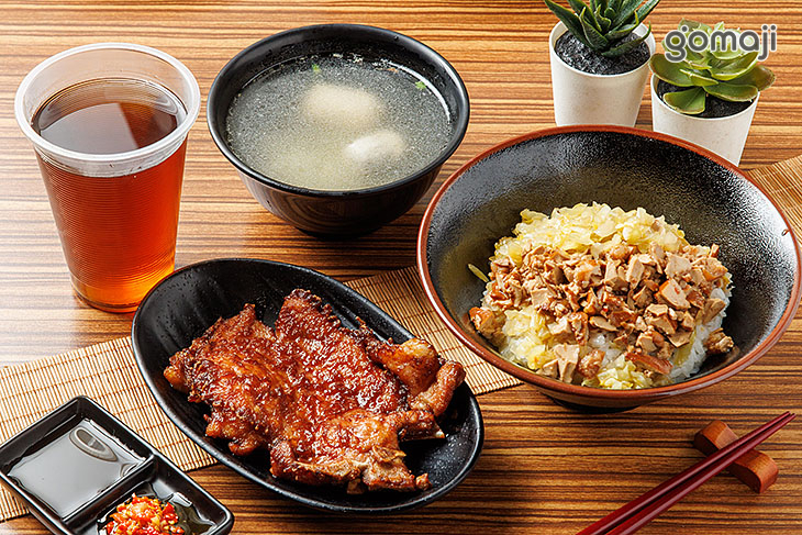 淡水黑咻排骨飯