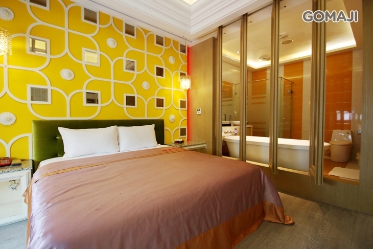 台中-羅馬假期汽車旅館