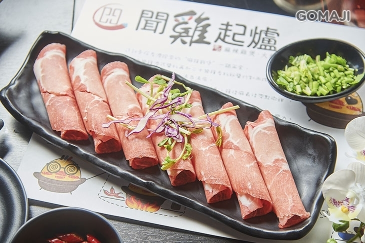 港式聞雞起爐麻辣雞煲火鍋