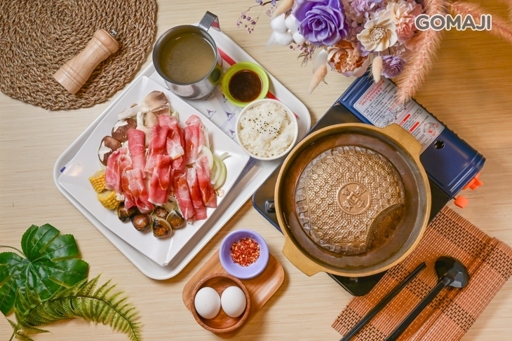 小鉄塔複合式餐廳Tea Tok Cafe'