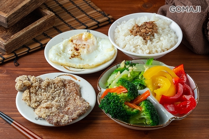 阿鴻控肉飯