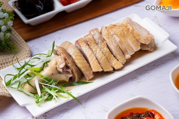 謙謙雞肉飯。吃雞配飯。
